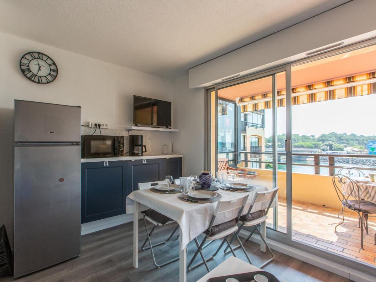 Apartment Les Terrasses Notre Dame Du Port-8 By Interhome كابروتو المظهر الخارجي الصورة